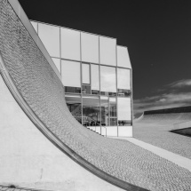 Cité de l'Océan, Biarritz, une architecture de Steven Holl comme un écho aux vagues