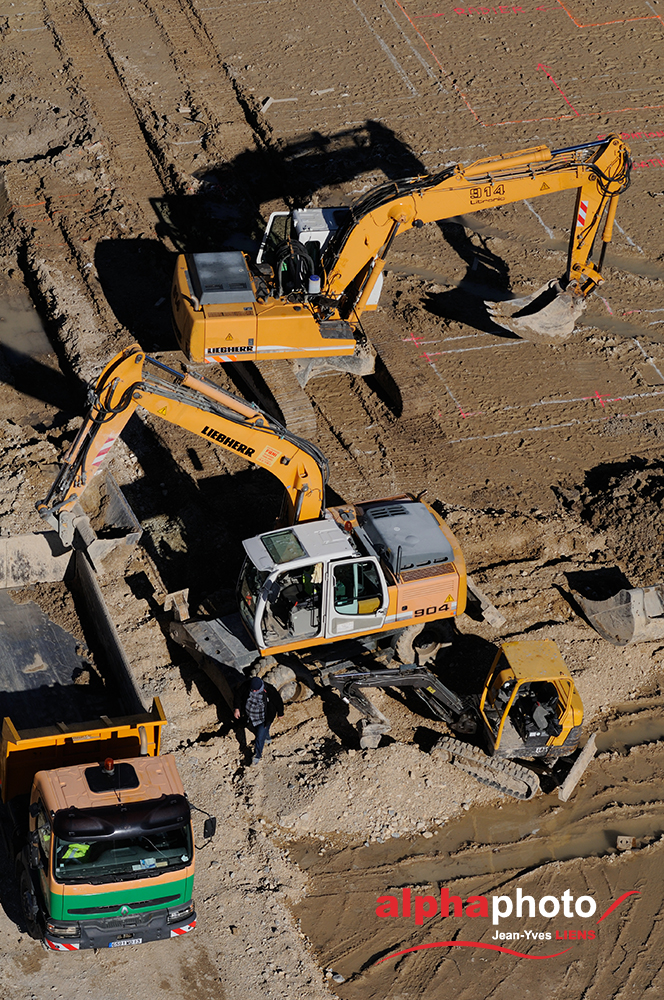 Photos suivi de chantier groupe scolaire La Fare les Oliviers pour Gagneraud Construction