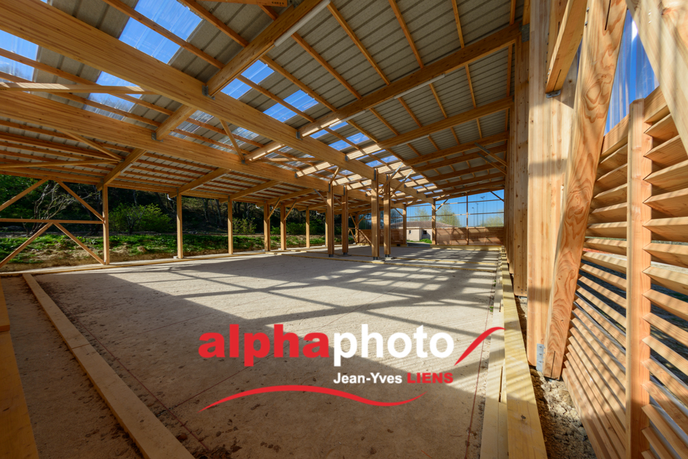 Construction du nouveau boulodrome, Eguilles dans les Bouches du Rhône